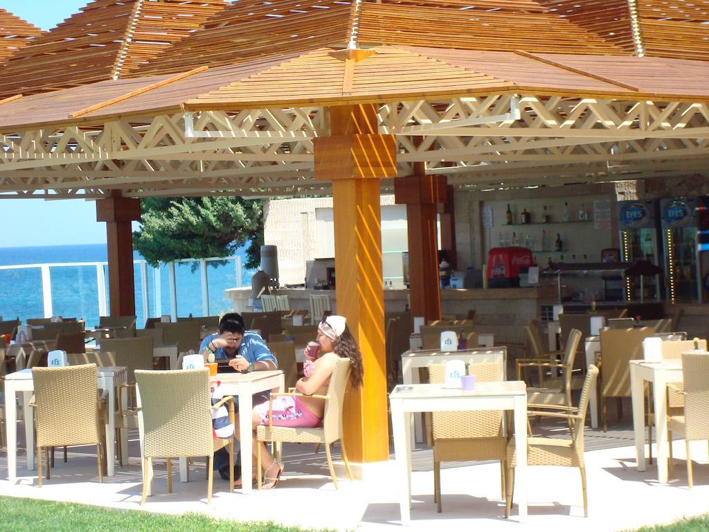 Babaylon Hotel Çeşme Exterior foto